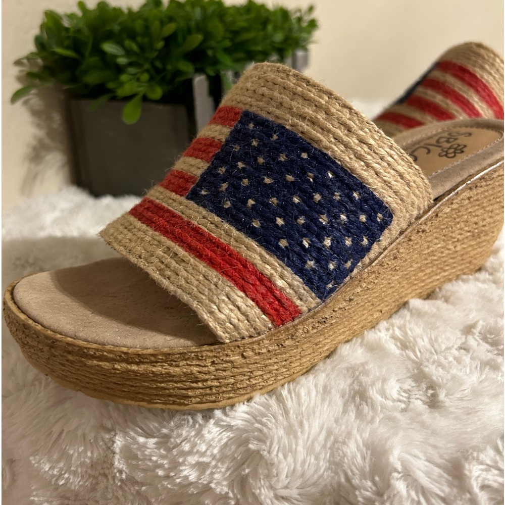 Sbicca size 7, American flag wedge sandals
